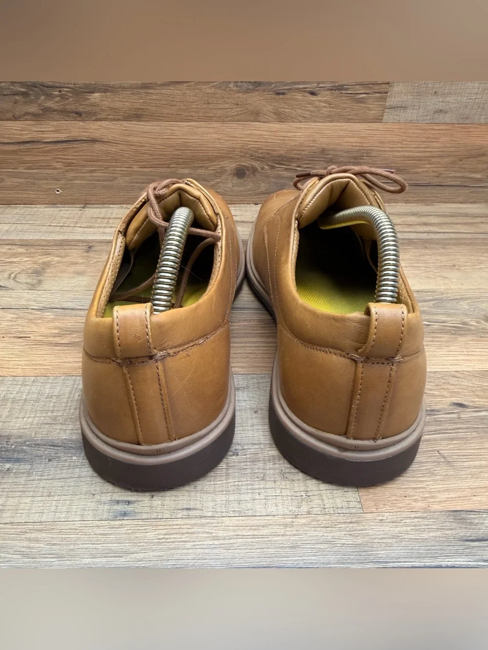 Amberjack The Original men size 9.5 Leather Casual Dress Shoe Chestnut